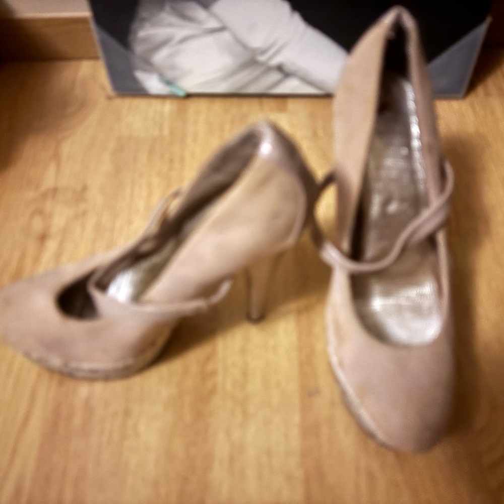 Antonio Maurizi Tan Heels with Ankle Strap SNAKE SKIN  ask for pictures